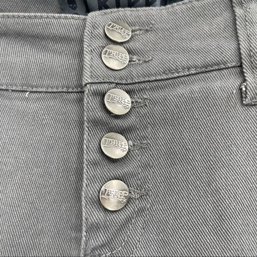 Tripp NYC Gray Low Rise Button Fly Skinny Jeans​ - Picture 4 of 13